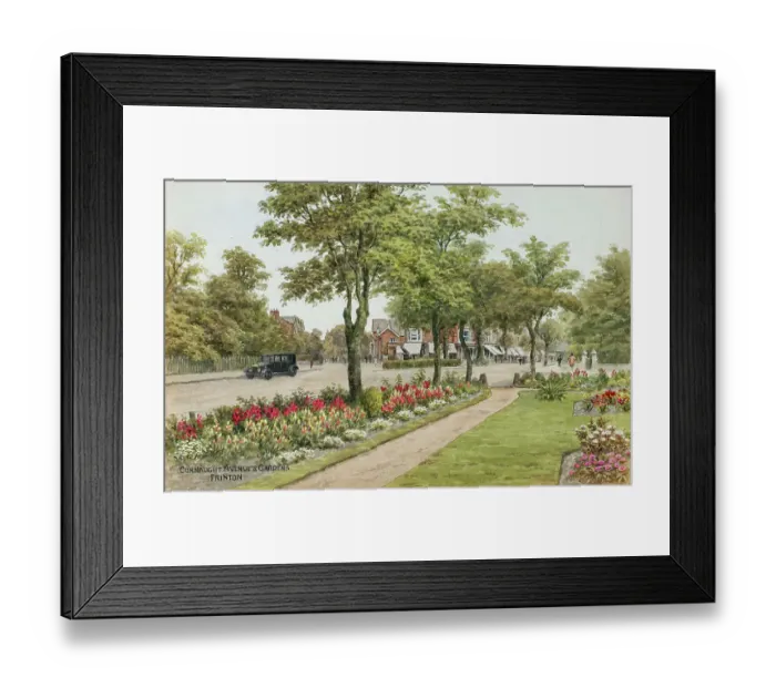 Framed Print : Connaught Avenue and Gardens, Frinton-on-Sea, Essex Framed Print : Connaught Avenue and Gardens, Frinton-on-Sea, Essex
