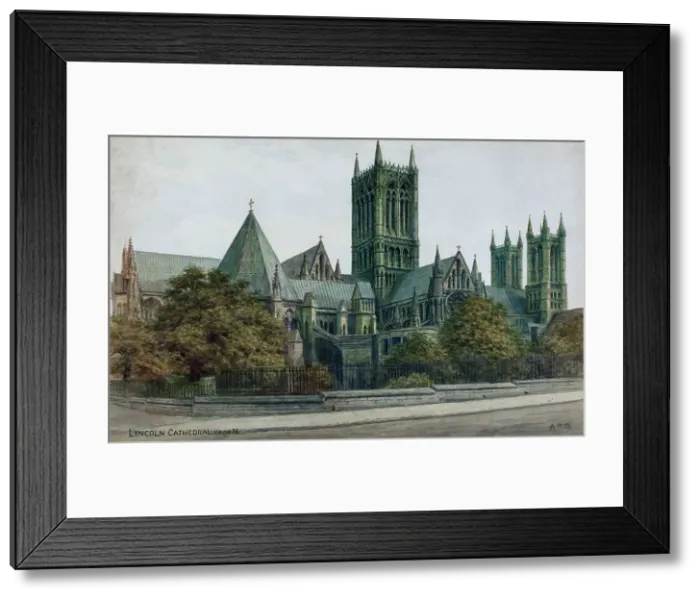 Framed Print : Lincoln Cathedral, Lincoln, Lincolnshire Framed Print : Lincoln Cathedral, Lincoln, Lincolnshire