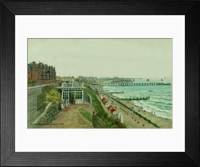 Framed Print : Lowestoft, Suffolk, viewed from Kirkley Cliff Framed Print : Lowestoft, Suffolk, viewed from Kirkley Cliff