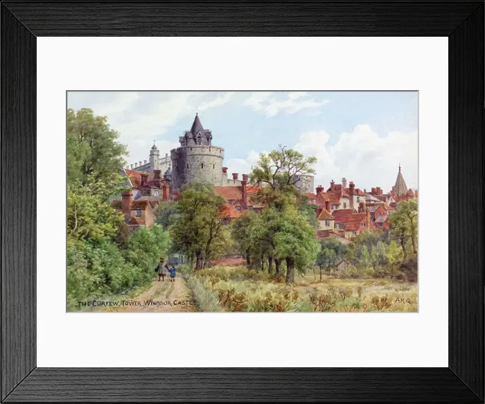Framed Print : The Curfew Tower, Windsor Castle, Berkshire Framed Print : The Curfew Tower, Windsor Castle, Berkshire