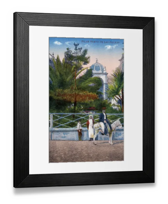 Framed Print : Canary Islands - Plaza del Pilar Nuevo, Las Palmas Framed Print : Canary Islands - Plaza del Pilar Nuevo, Las Palmas