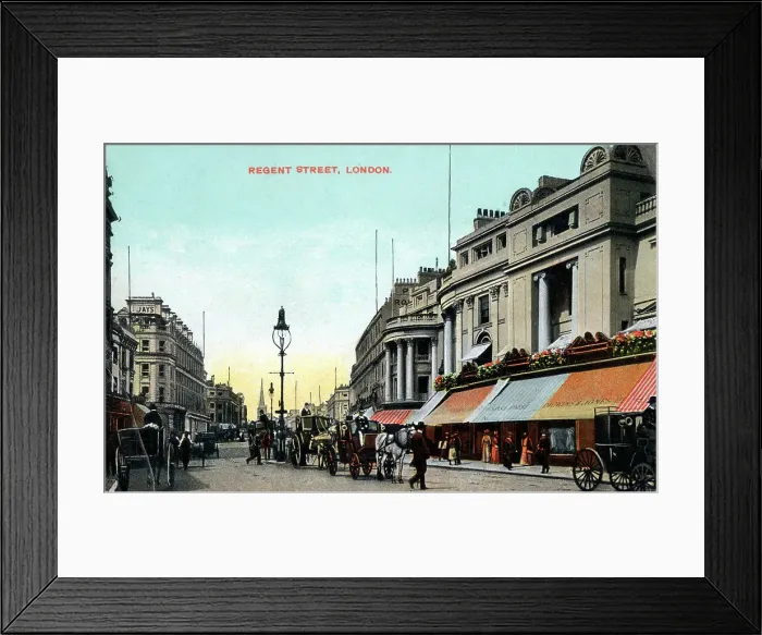 Framed Print : Regent Street, London, England Framed Print : Regent Street, London, England