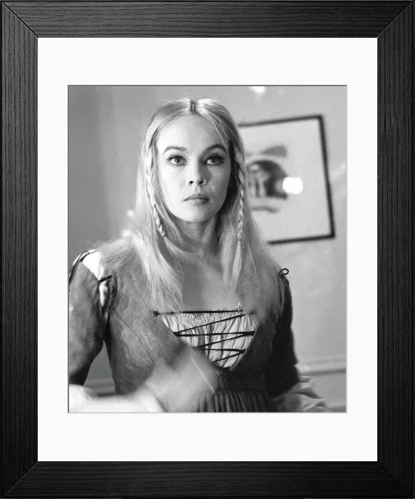 Framed Print : Lesley Caron 1961 Framed Print : Lesley Caron 1961