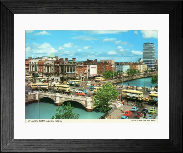 Framed Print : O'Connell Bridge, Dublin Ireland Framed Print : O'Connell Bridge, Dublin Ireland