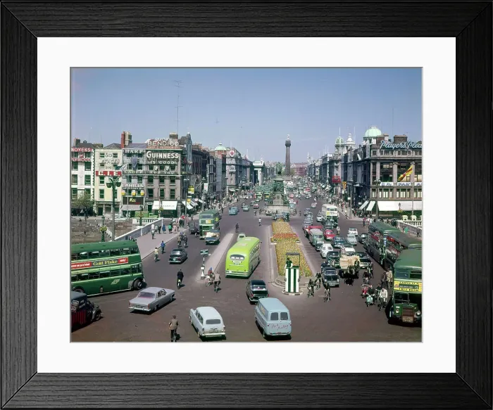 Framed Print : O'Connell Street and Bridge, Dublin Framed Print : O'Connell Street and Bridge, Dublin