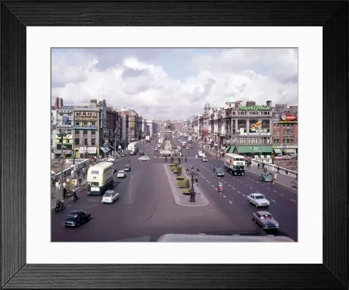 Framed Print : O'Connell Street and Bridge, Dublin Framed Print : O'Connell Street and Bridge, Dublin