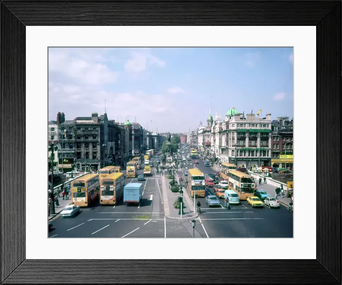 Framed Print : O'Connell Street and Bridge, Dublin Framed Print : O'Connell Street and Bridge, Dublin