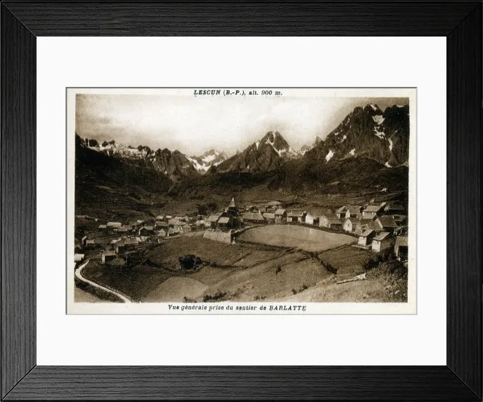 Framed Print : Lescun, Pyrenees-Atlantiques department, France Framed Print : Lescun, Pyrenees-Atlantiques department, France