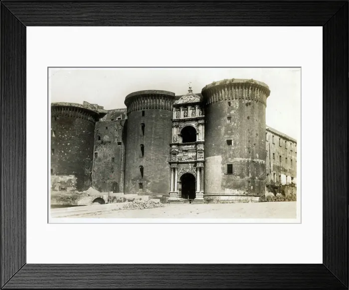 Framed Print : Castel Nuovo, Piazza Municipio, Naples, Italy Framed Print : Castel Nuovo, Piazza Municipio, Naples, Italy