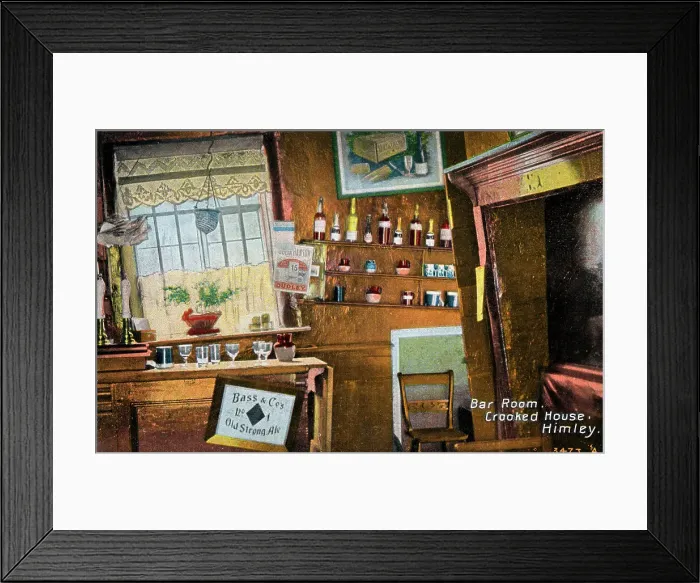 Framed Print : The Crooked House, Himley, Staffordshire Framed Print : The Crooked House, Himley, Staffordshire