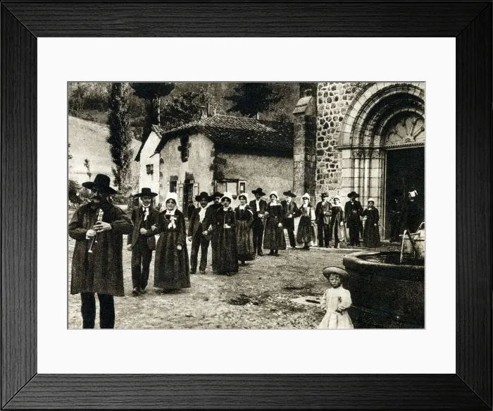 Framed Print : Auvergne, France - Une Noce de chez nous Framed Print : Auvergne, France - Une Noce de chez nous