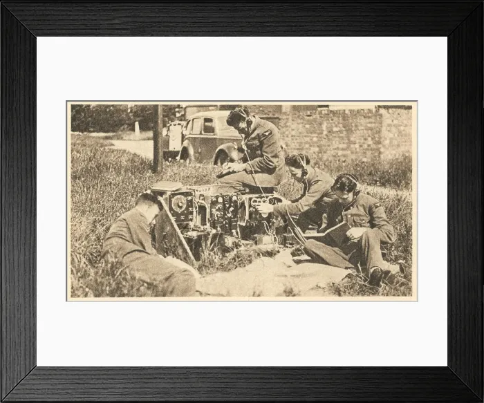 Framed Print : WW2 - Portable Wireless Outstation Framed Print : WW2 - Portable Wireless Outstation