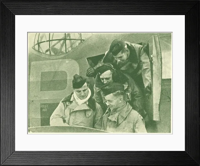 Framed Print : WW2 - Australian Air Crew Framed Print : WW2 - Australian Air Crew