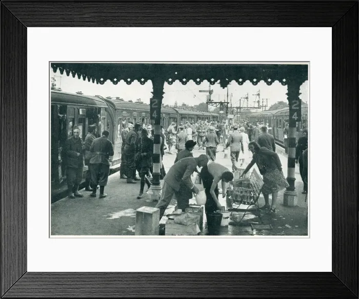 Framed Print : WW2 - Busy Railway Platform Framed Print : WW2 - Busy Railway Platform