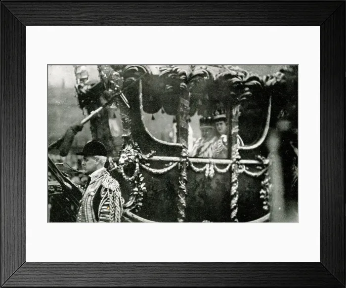 Framed Print : The King and Queen returning from Westminster Abbey