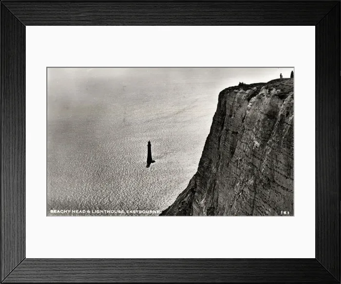 Framed Print : Beachy Head and Lighthouse, Eastbourne, Sussex Framed Print : Beachy Head and Lighthouse, Eastbourne, Sussex