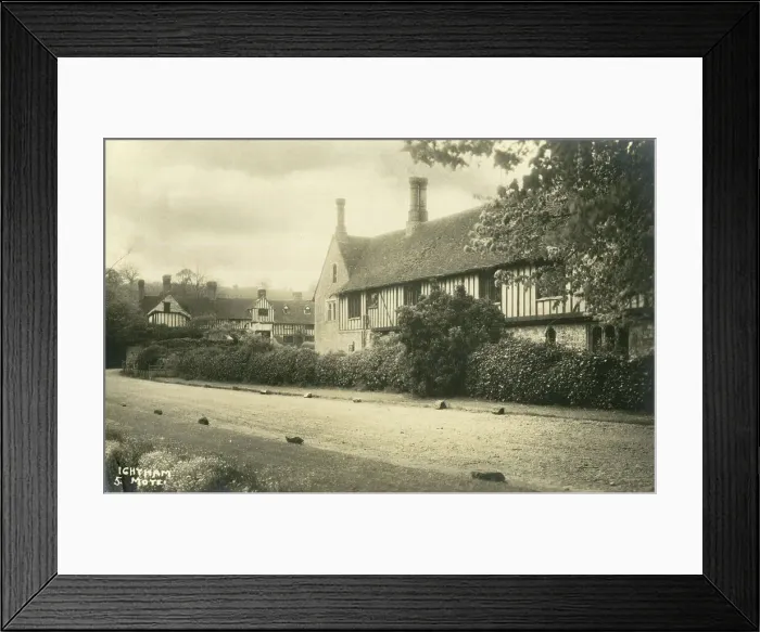 Framed Print : Ightham Mote and Cottages, Kent Framed Print : Ightham Mote and Cottages, Kent
