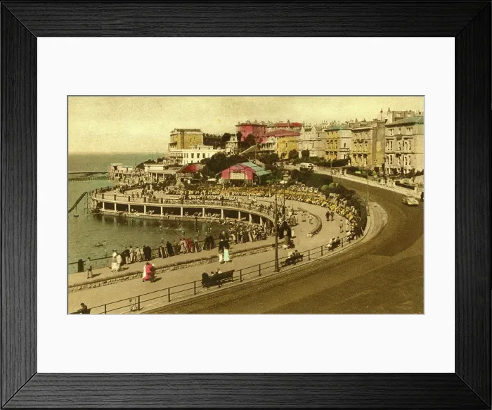 Framed Print : Madeira Cove, Weston-Super-Mare, Somerset Framed Print : Madeira Cove, Weston-Super-Mare, Somerset