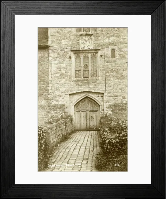 Framed Print : Main Entrance Bridge, Ightham Mote, Kent Framed Print : Main Entrance Bridge, Ightham Mote, Kent