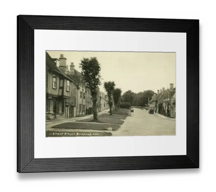 Framed Print : Sheep Street, Burford, Oxfordshire Framed Print : Sheep Street, Burford, Oxfordshire
