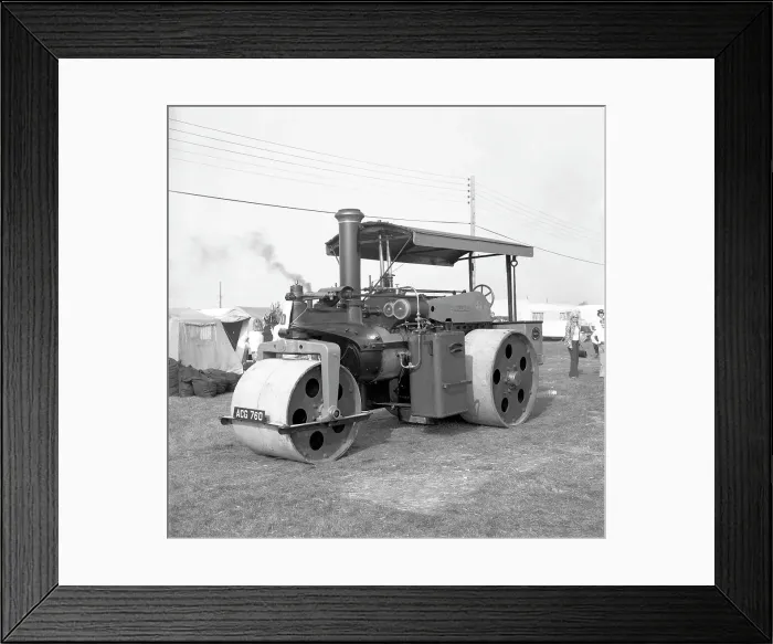 Framed Print : Wallis and Steevens Steam Roller ACG 760 Mallard Framed Print : Wallis and Steevens Steam Roller ACG 760 Mallard