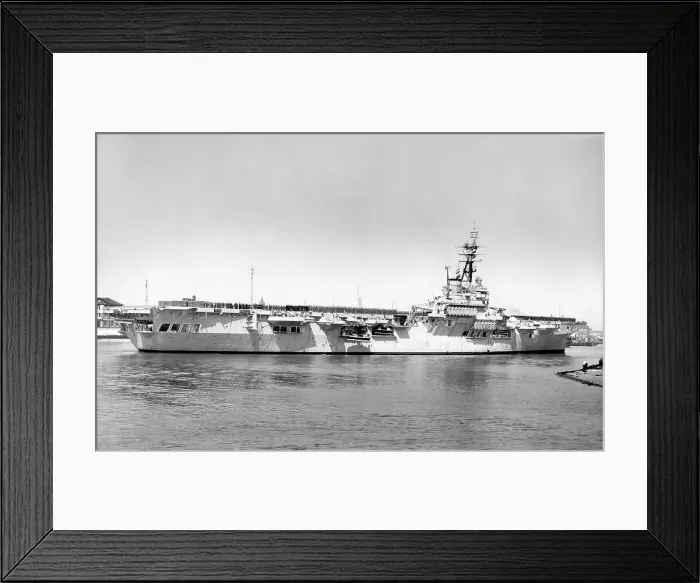 Framed Print : HMAS Sydney R17 Framed Print : HMAS Sydney R17