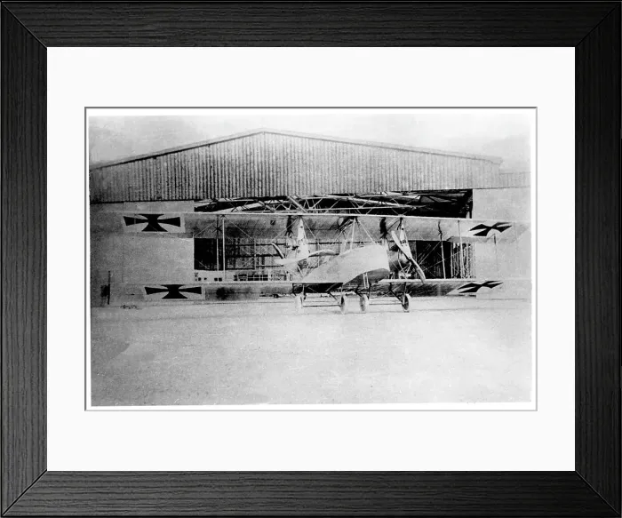 Framed Print : Daimler R. I (G. I) 478 / 15 Framed Print : Daimler R. I (G. I) 478 / 15