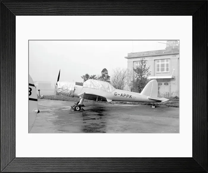 Framed Print : de Havilland Canada DHC-1 Chipmunk 22 G-APPK Framed Print : de Havilland Canada DHC-1 Chipmunk 22 G-APPK