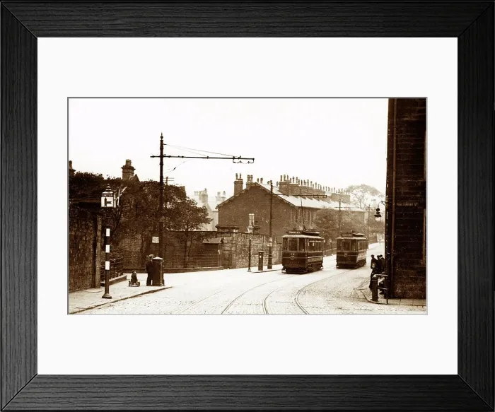 Framed Print : Todmorden Road, Burnley Corporation trams, early 1900s Framed Print : Todmorden Road, Burnley Corporation trams, early 1900s