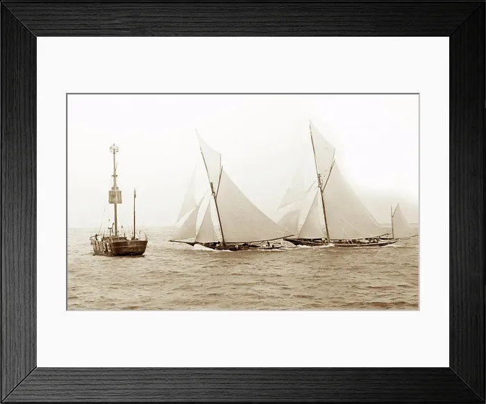 Framed Print : Southend Lightship and racing yachts Framed Print : Southend Lightship and racing yachts