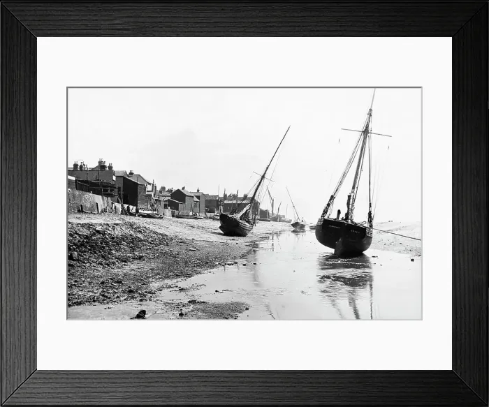 Framed Print : Leigh on Sea, Victorian period Framed Print : Leigh on Sea, Victorian period