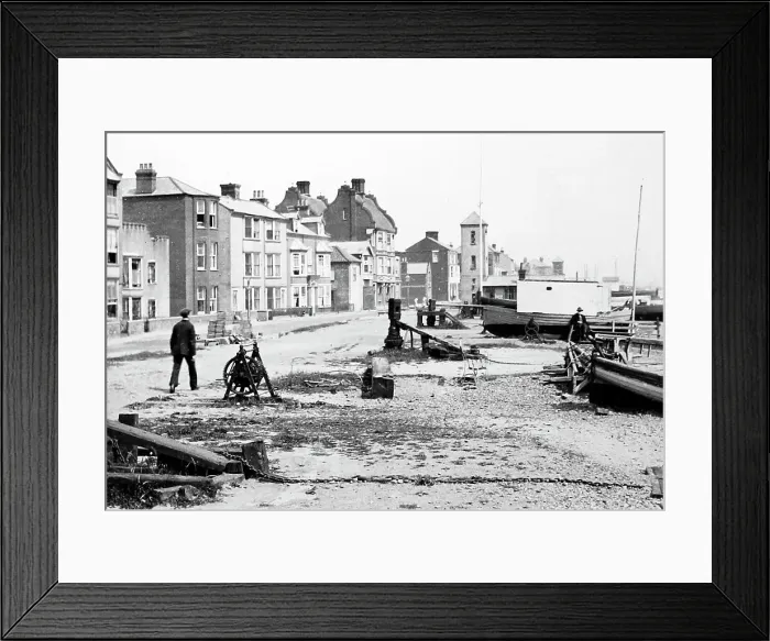 Framed Print : Aldeburgh beach, Victorian period Framed Print : Aldeburgh beach, Victorian period