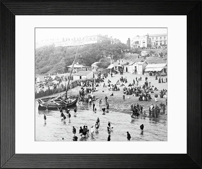 Framed Print : Southend beach, Victorian period Framed Print : Southend beach, Victorian period