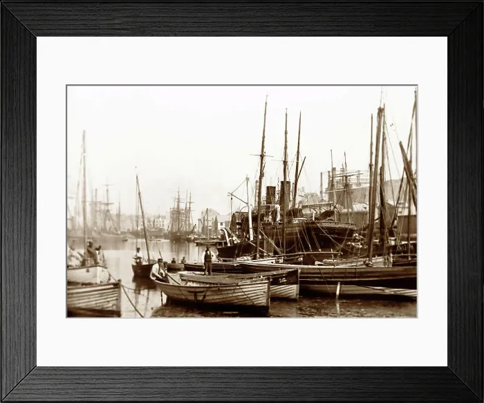 Framed Print : Douglas harbour, Isle of Man, early 1900s Framed Print : Douglas harbour, Isle of Man, early 1900s