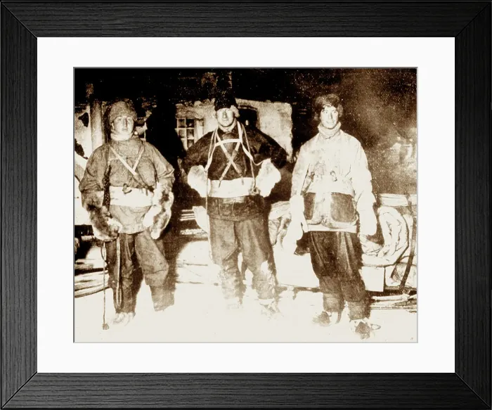 Framed Print : Scott's Antarctic Expedition - Bowers Wilson, Cherry-Garrard Framed Print : Scott's Antarctic Expedition - Bowers Wilson, Cherry-Garrard