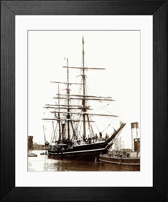 Framed Print : Scott's Antarctic Expedition Terra Nova departing Cardiff