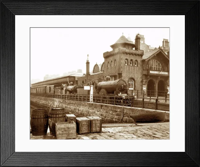 Framed Print : Fort William Railway Station early 1900s Framed Print : Fort William Railway Station early 1900s
