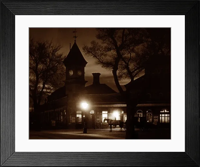 Framed Print : Eastbourne Railway Station Framed Print : Eastbourne Railway Station