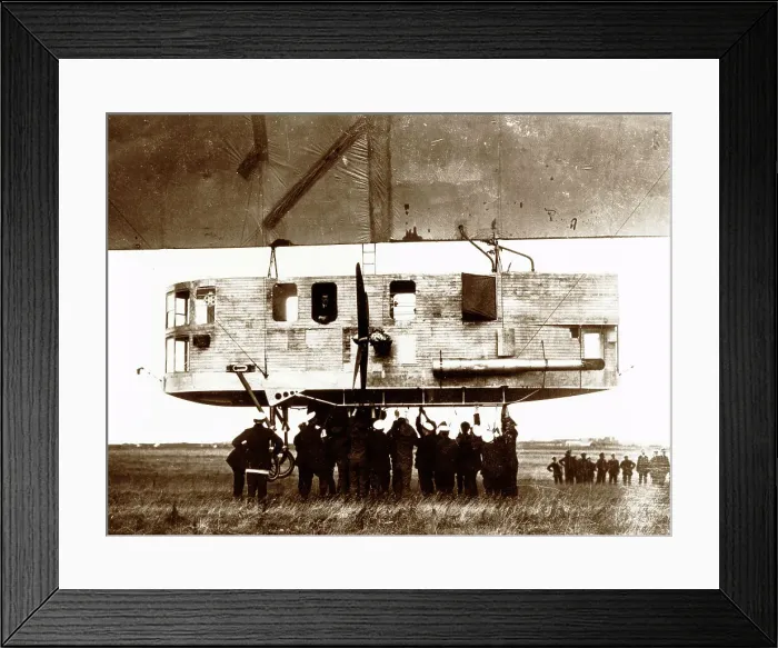Framed Print : Vickers Airship HMA 23 at Barrow in Furness in 1917 Framed Print : Vickers Airship HMA 23 at Barrow in Furness in 1917