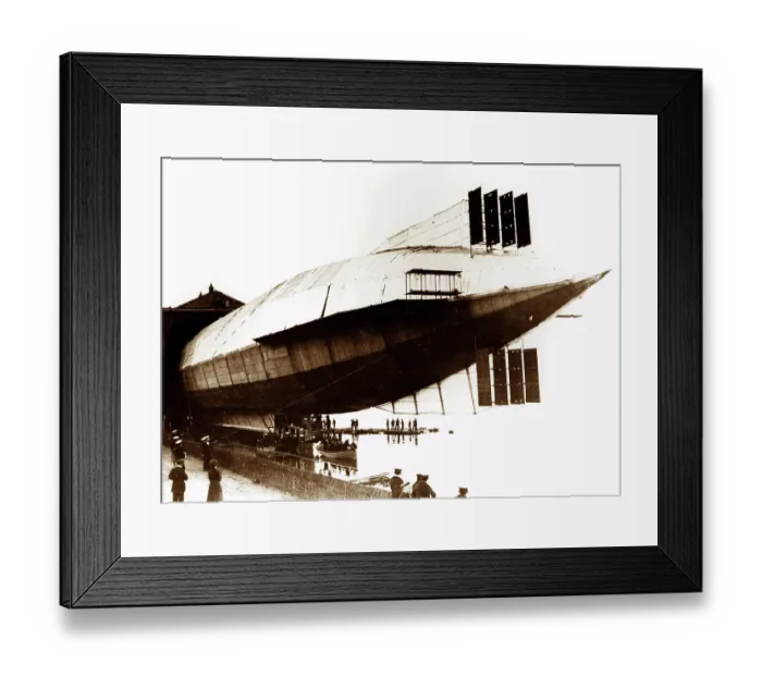 Framed Print : Vickers HMA No 1 Airship at Barrow in Furness in 1911 Framed Print : Vickers HMA No 1 Airship at Barrow in Furness in 1911