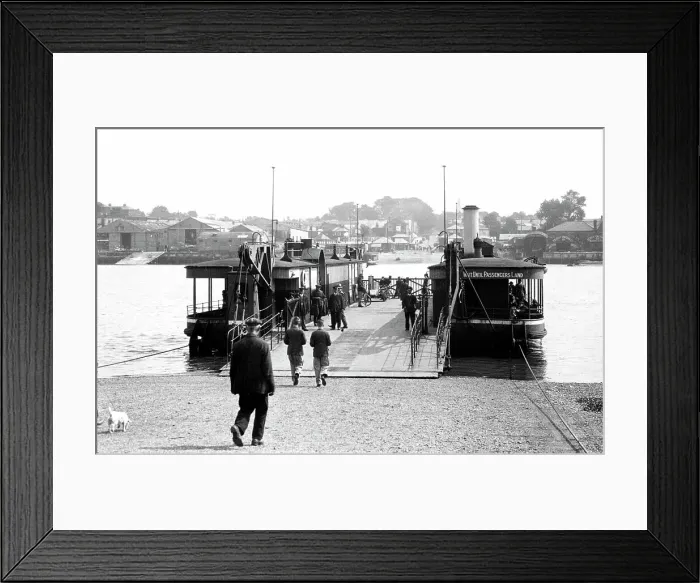 Framed Print : The Floating Bridge Southampton Framed Print : The Floating Bridge Southampton
