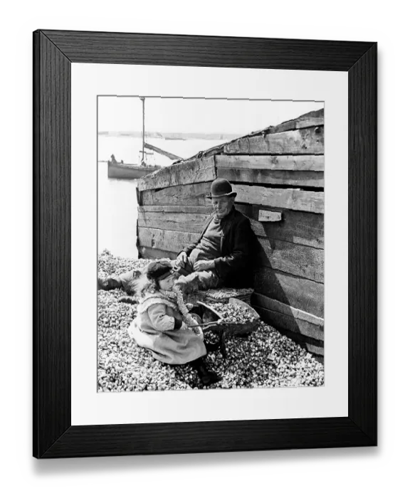 Framed Print : Grandad and grandaughter, Leigh on Sea Framed Print : Grandad and grandaughter, Leigh on Sea