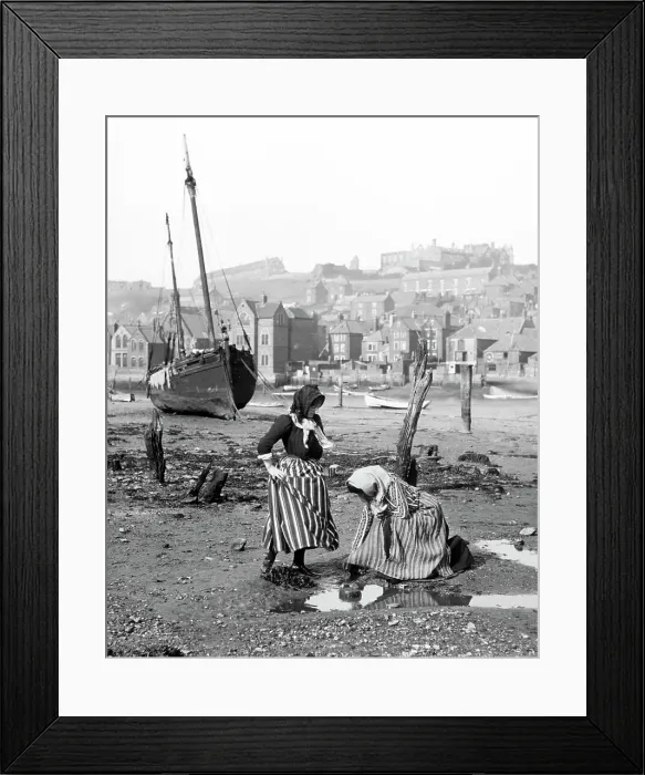 Framed Print : Whitby Working Girls Victorian period Framed Print : Whitby Working Girls Victorian period