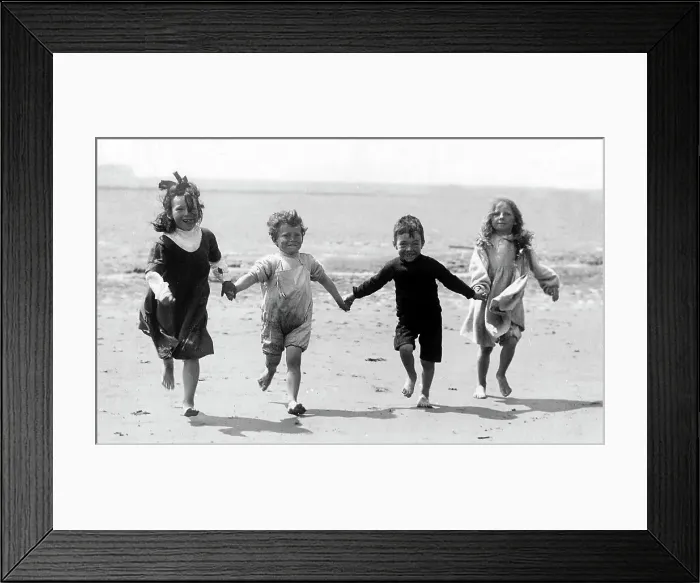 Framed Print : Children playing on the beach (seaside) Framed Print : Children playing on the beach (seaside)