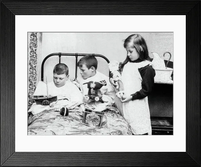 Framed Print : Christmas Morning Victorian period Framed Print : Christmas Morning Victorian period