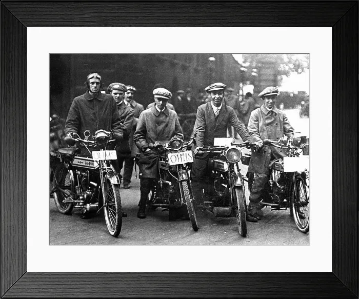 Framed Print : Volunteer motorcyclists during WW1 Framed Print : Volunteer motorcyclists during WW1
