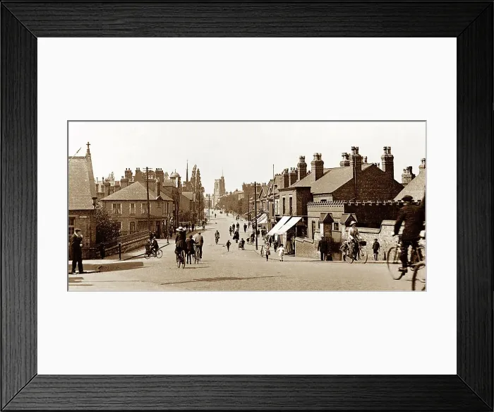 Framed Print : Derby Road, Long Eaton, early 1900s Framed Print : Derby Road, Long Eaton, early 1900s
