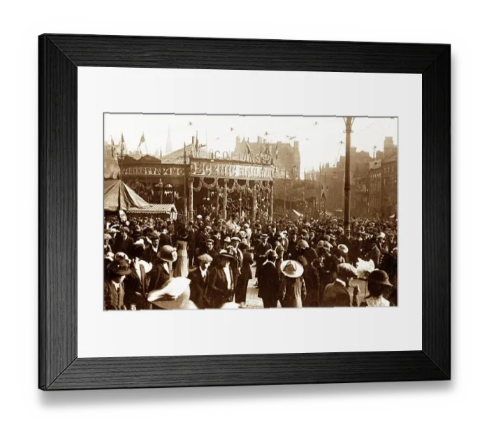 Framed Print : Goose Fair, Nottingham, early 1900s Framed Print : Goose Fair, Nottingham, early 1900s