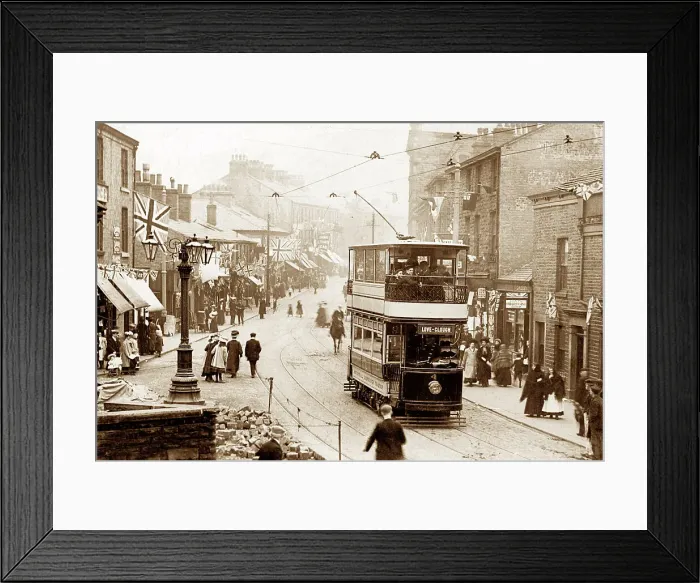 Framed Print : Tram on Bank Street, Rawtenstall in 1909 Framed Print : Tram on Bank Street, Rawtenstall in 1909