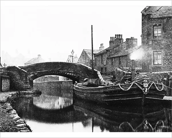 Leeds and Liverpool Canal, Skipton, early 1900s